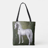 White Horse in Bossen met Hummingbird Tas (Achterkant)