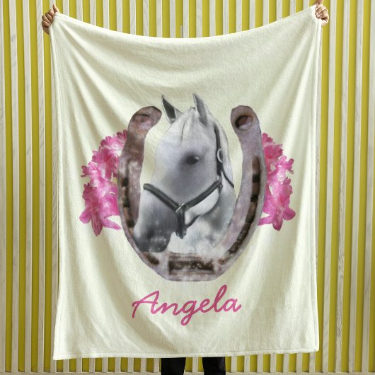 White Horse ingelijst door Hoefijzer Fleece Deken