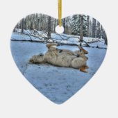 White Horse Rolling in Winter Snow Keramisch Ornament (Voorkant)