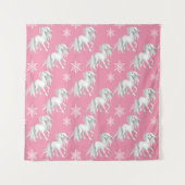 White Horses and Snowflakes Winter Pattern on Pink Wandkleed (Voorkant)