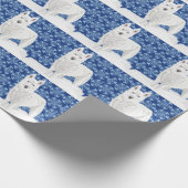 White Husky tegen sneeuwvlokken en donkerblauwe he Cadeaupapier (Hoek)