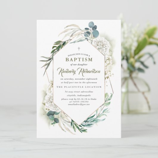 White Hydrangea and Greenery Baptism Invitation Kaart (Staand voorkant)
