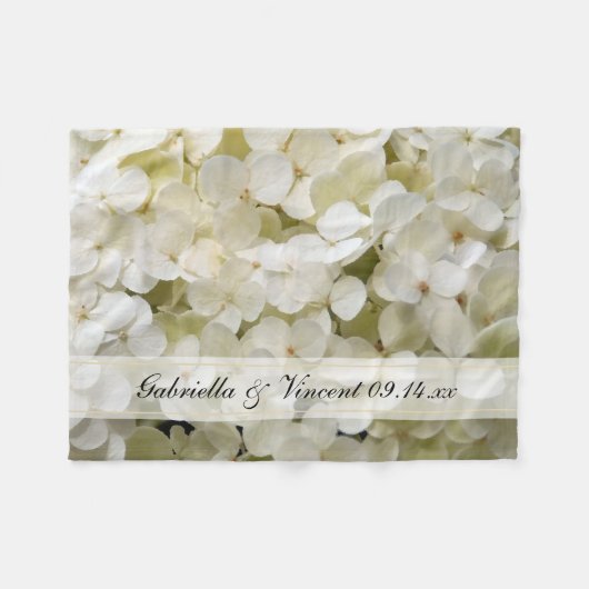White Hydrangea Floral Wedding Fleece Deken (Voorkant (Horizontaal))