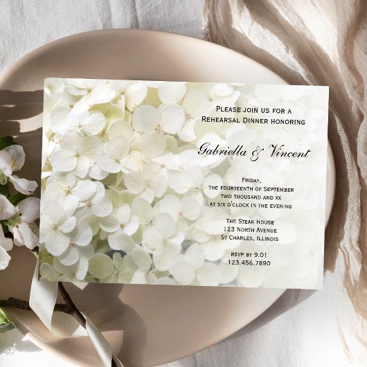 White Hydrangea Floral Wedding Rehearsal Dinner Kaart