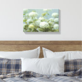 White Hydrangea Garden Canvas Afdruk (Insitu (Slaapkamer))