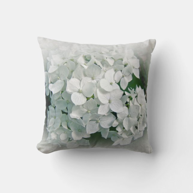 White Hydrangea - Pillow Kussen (Voorkant)