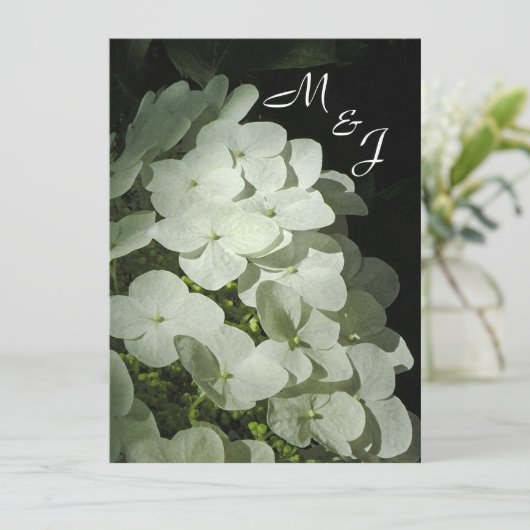 White Hydrangea Wedding Invitation Kaart (Staand voorkant)