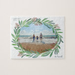 White Illustrated Leaf Wreath Foto Frame Legpuzzel<br><div class="desc">An illustrated werath of lush blue green leaves,  soft pine boughs and branches with tiny red berries frame your favorite horizontal landscape foto making this puzzle a fun gift for ouders and grootouders or any Christmas puzzle lover.</div>