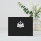 White Keep Calm Crown on Black Briefkaart (Staand voorkant)