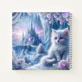 White Kitten beroemd gemaakt door Fantasy Ice King Notitieboek (Achterkant)