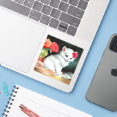  White Kitten Illustratie met Red Flowers Sticker (Laptop met iPhone)