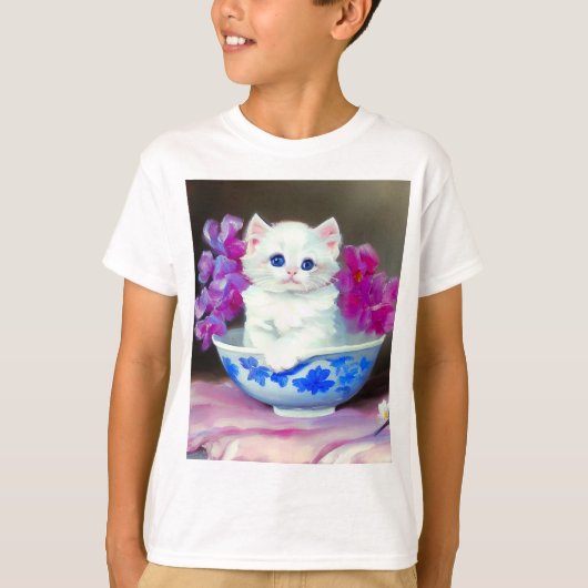  White Kitten met roze bloemen T-shirt (Voorkant)