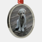 White Labrador Retriever Puppy Kerstannament Metalen Ornament (Rechts)