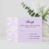 White Lace and Lila Wedding RSVP Card (Staand voorkant)