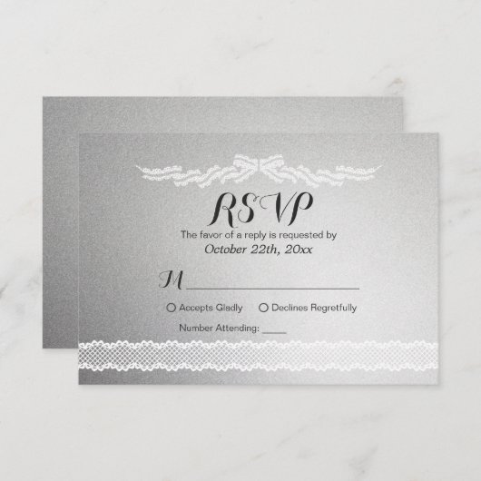 White Lace en Silver Background Wedding RSVP Kaart (Voorkant / Achterkant)