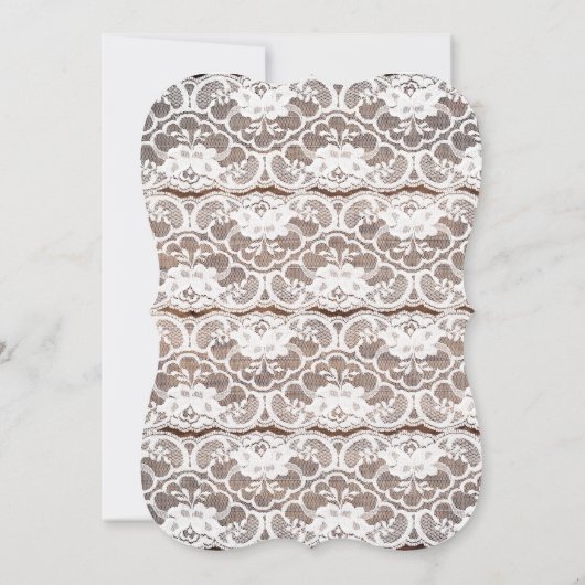 White Lace Rustic Wood Wedding Uitnodiging (Achterkant)