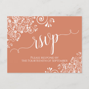 White Lace Script op Terracotta Coral Wedding RSVP Briefkaart