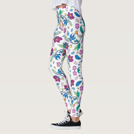 White leggings with vibrant floral patterns (Links)