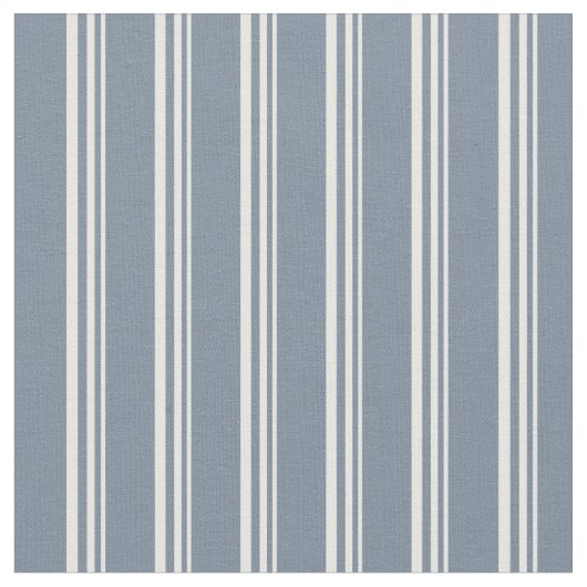 White & Light Slate Grey Lines/Stripes Pattern Stof (Close Up)