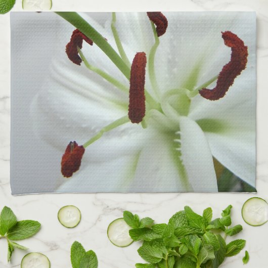 White Lily. Bloem. Theedoek (Gevouwen)