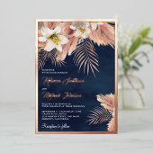 White Lily Boho Pampas Navy Blue Wedding Roos Gold Folie Uitnodiging (Staand Voorkant)