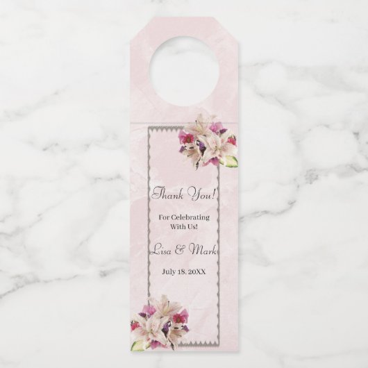 White Lily Floral Pink Marble Wedding Flessenhanger (Voorkant)