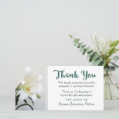 White Lily Floral Simpliciet Dank je familie Bedankkaart (Staand voorkant)