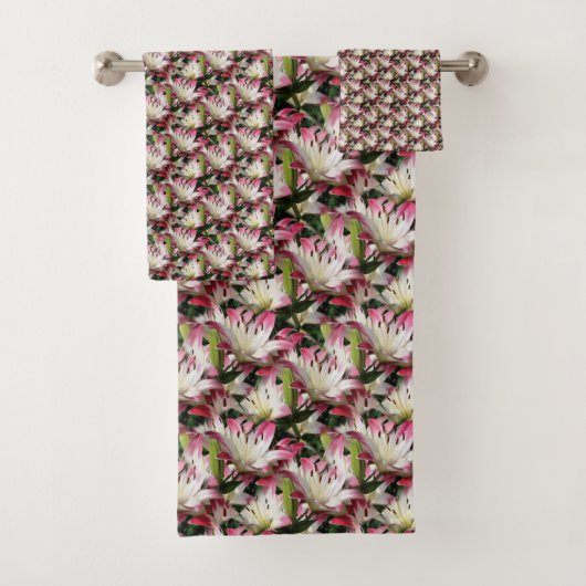 White Lily Flower Natuur Pattern Bad Handdoek (Insitu)