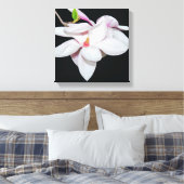 White Magnolia Canvas Afdruk (Insitu (Slaapkamer))