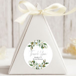 White Magnolia Floral Wedding Ronde Sticker<br><div class="desc">Witte Magnolia Bloemen. Overeenkomende items om uw evenement collectie te voltooien zijn beschikbaar in onze Zazzle winkel!</div>