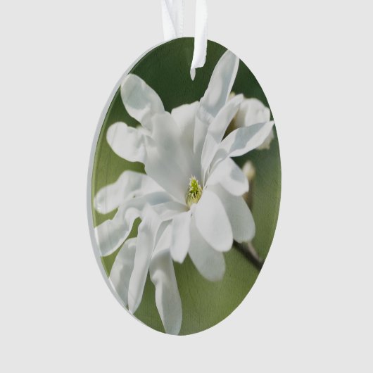 White Magnolia Flower Ornament (voorkant)