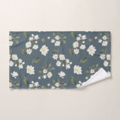 White Magnolia Waterverf Pattern Slate Grey Bad Handdoek (Handdoek)