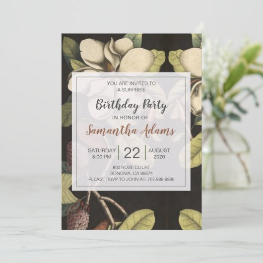 White Magnolias Surprise Birthday Party Kaart (Staand voorkant)