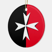 White Maltese Cross & Malta flag symbol / messghts Keramisch Ornament (Links)