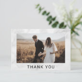 White Marble Minimalist Photo Wedding Bedankkaart (Staand voorkant)