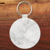 White Marble Modern Script Personalized Groomsmen Sleutelhanger (Achterkant)