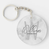 White Marble Modern Script Personalized Groomsmen Sleutelhanger (Voorkant)