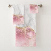 White marble Pastel Roze Agate Gold Glitter Bad Handdoek (Insitu)