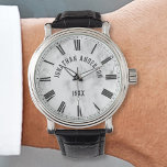 White marble Stone Pattern Horloge<br><div class="desc">Creëer uw eigen gepersonaliseerde horloge met uw douanenaam op een elegante witte marmer achtergrond.</div>