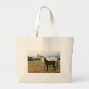 White Mare met Bay Foal Grote Tote Bag