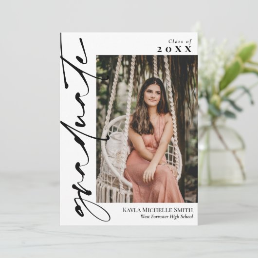 White met Black Calligraphy Photo Afstuderen Kaart (Staand voorkant)