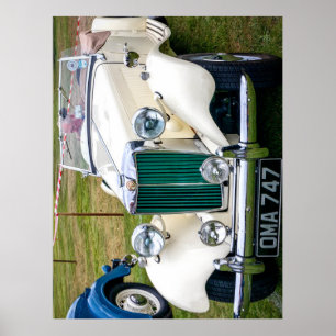 White MG TD classic British Sport car Jigzaag Puzz Poster