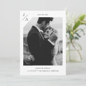 White minimalist Modern Monogram Foto Save The Date (Staand voorkant)