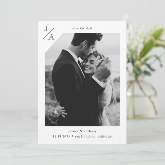 White minimalist Modern Monogram Foto Save The Date (Staand voorkant)