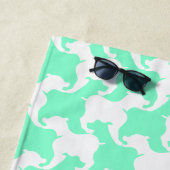 White Mint Houndstooth Dogs Name Beach Towel Strandlaken (In situ)
