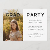 White Modern Elegant Botanicals Afstudeerder Foto: Kaart (Voorkant)