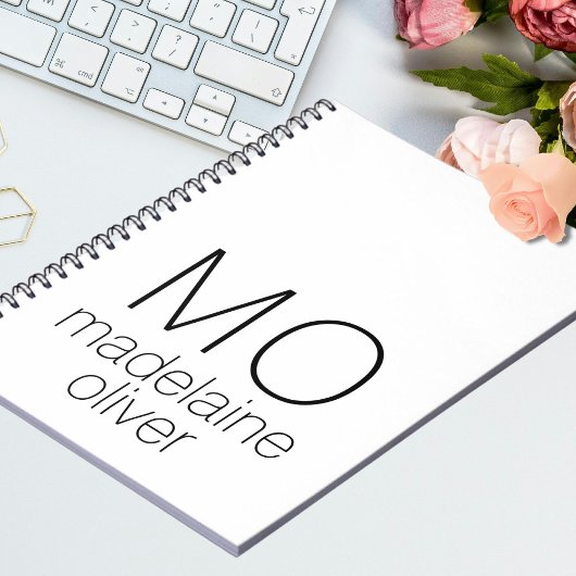 White Monogram Notitieboek Journal Custom Initiaal