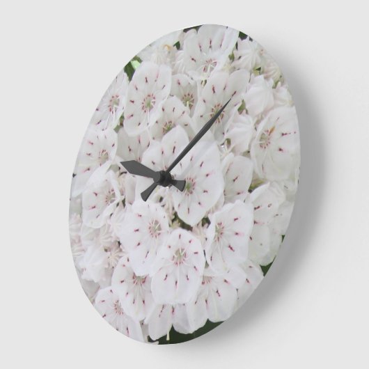  White Mountain Laurel Floral Wall klok (Hoek)