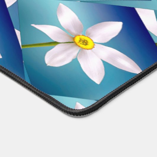 White Narcissus Pattern Bureaumat (Hoek)