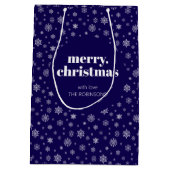 White Navy Blue Merry Christmas Snowflake Patroon Medium Cadeauzakje (Achterkant)